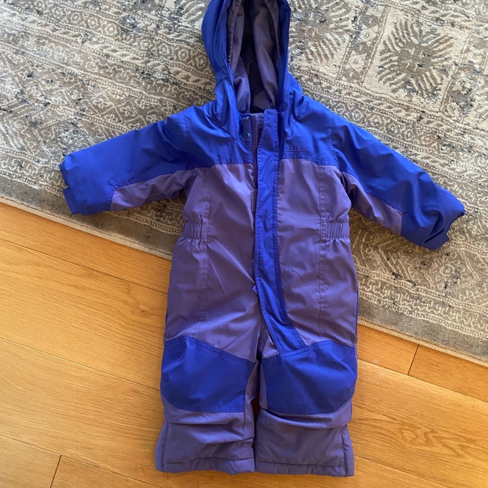 LL BEAN like new infants/toddler cold buster snowsuit